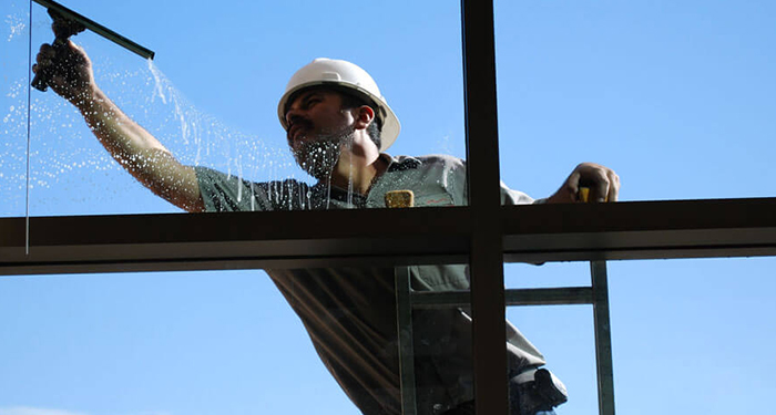Commercial Exterior Window Washing